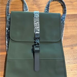 Sleek Light Rains Backpack